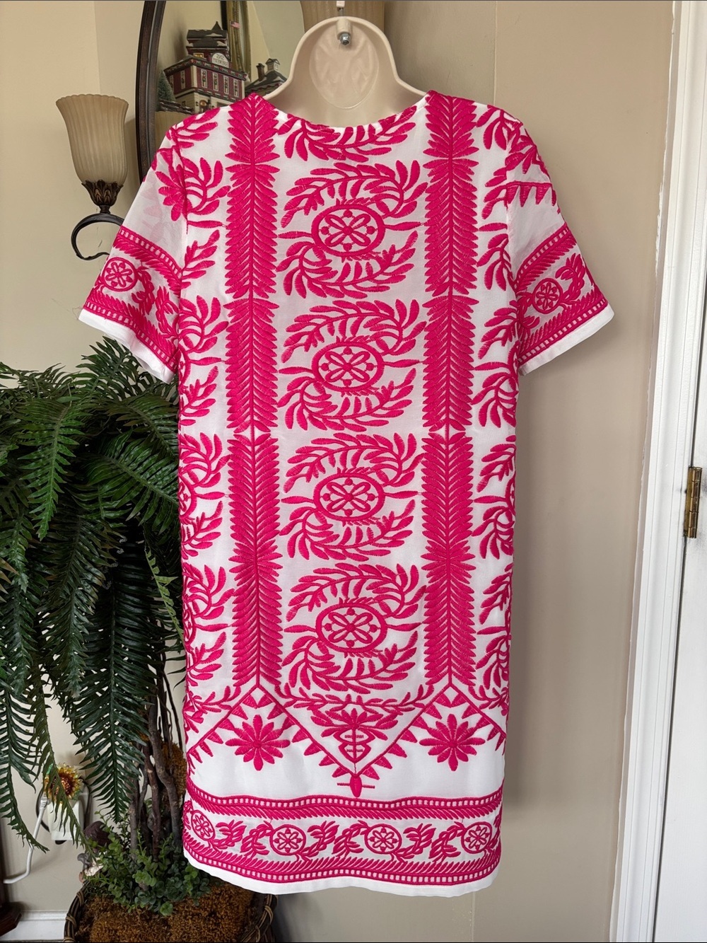 Lulu's White Shift Dress Pink Embroidered Floral Geometric Short Sleeve Mini - Picture 10 of 15